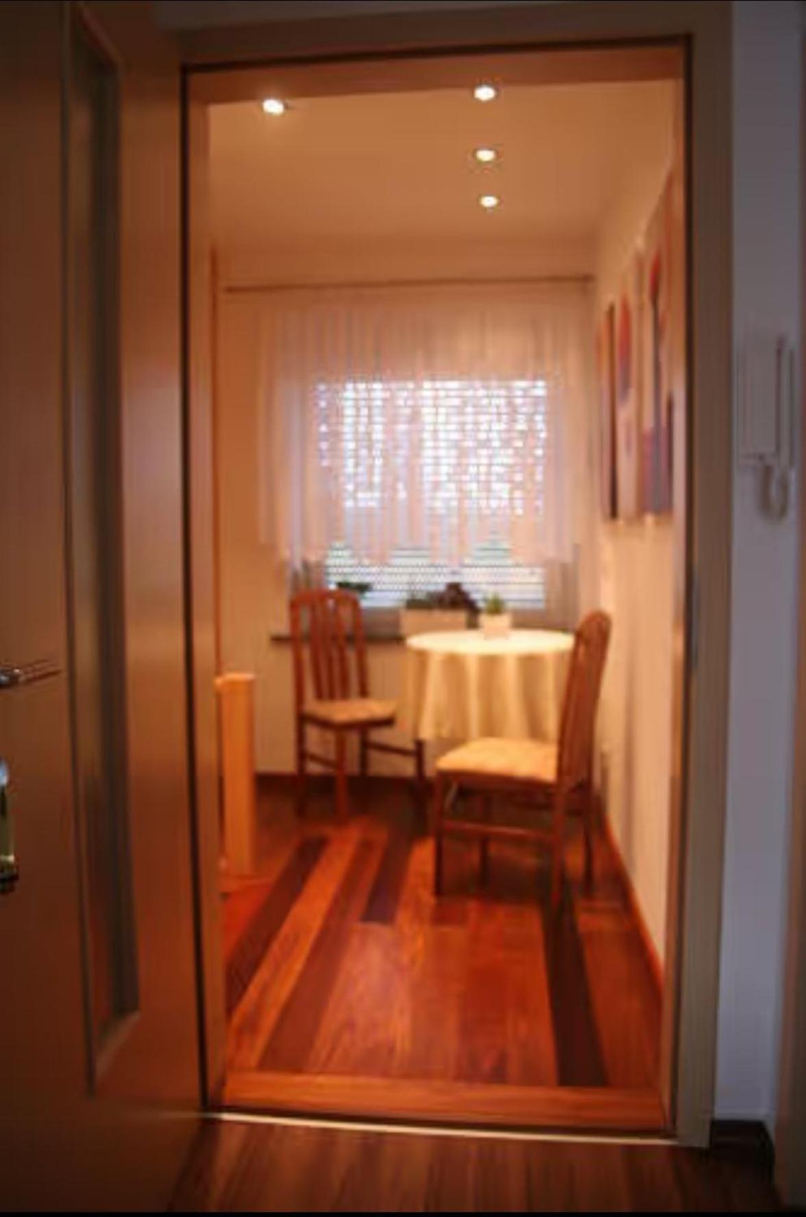 Apartment Fuer 2, Nicht Fuer Monteure *